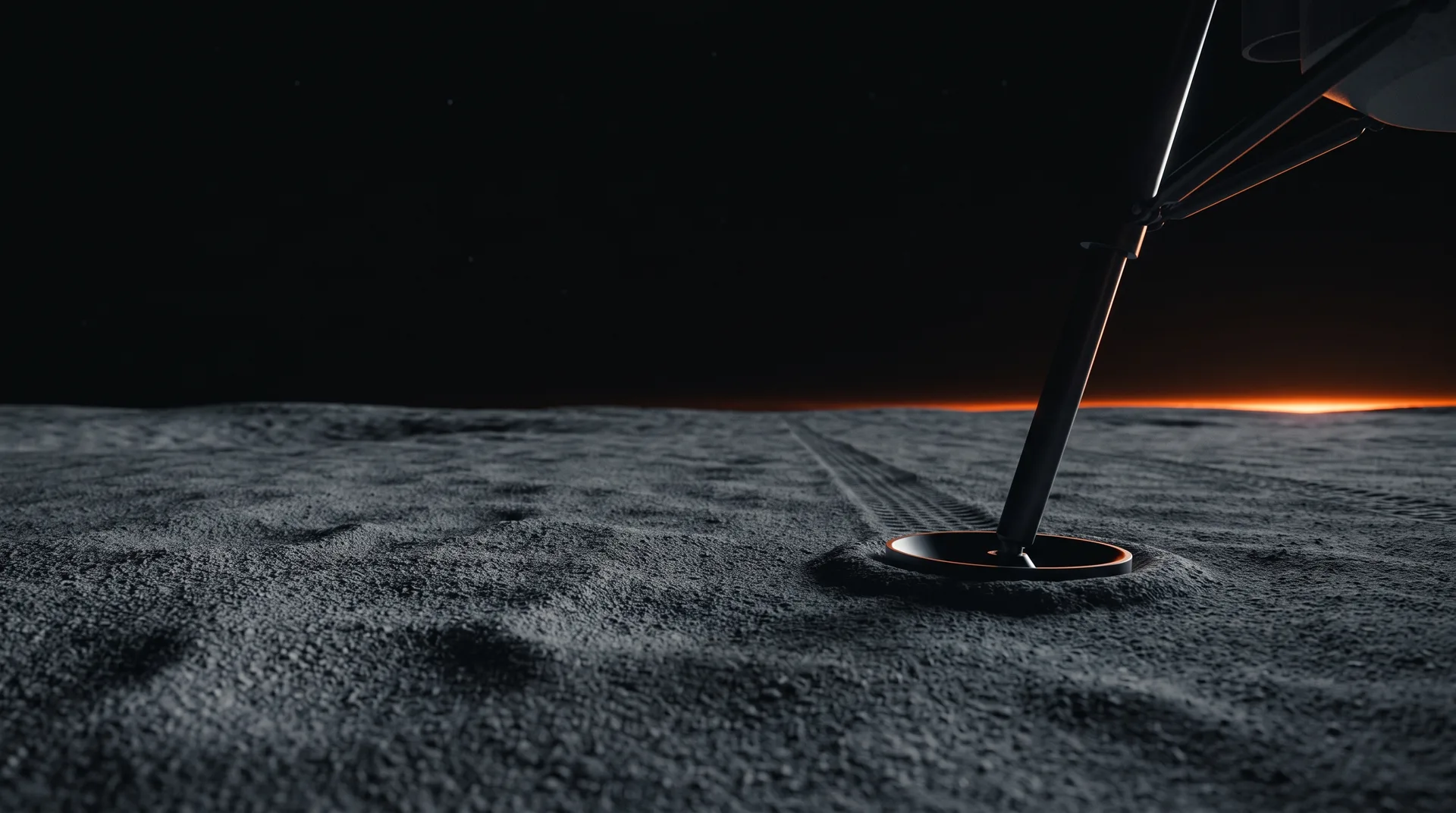 Een landerpoot gedrukt in grijs maanregoliet met roversporen die naar een dunne oranje horizon lopen